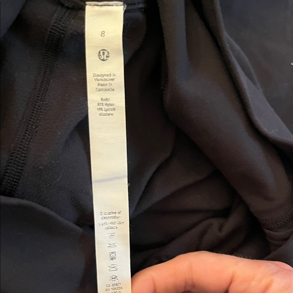 Lululemon Black Leggings Align 25” sz 8 NWOT - Picture 3 of 4